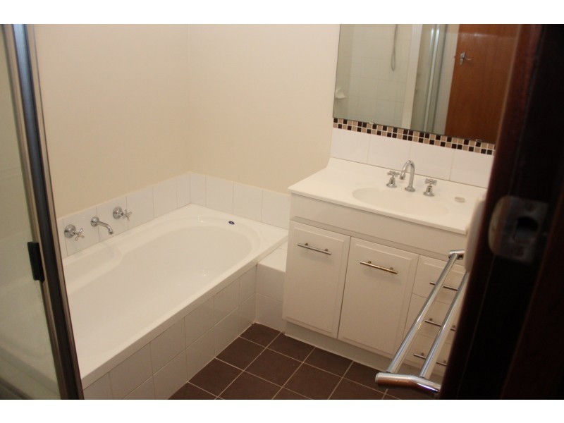 82 King William Street, Bayswater WA 6053