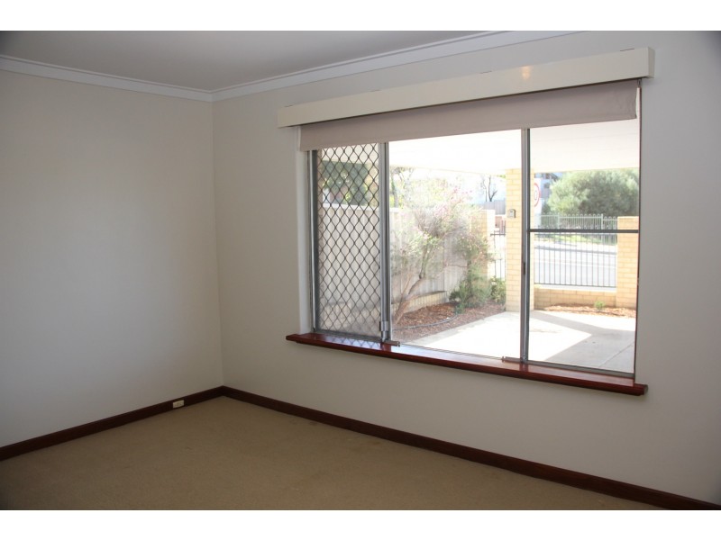 82 King William Street, Bayswater WA 6053