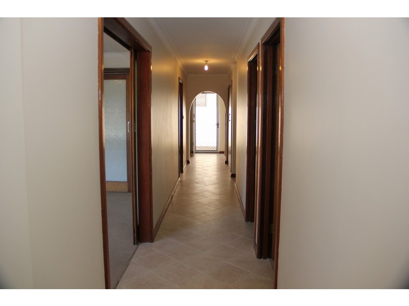 82 King William Street, Bayswater WA 6053