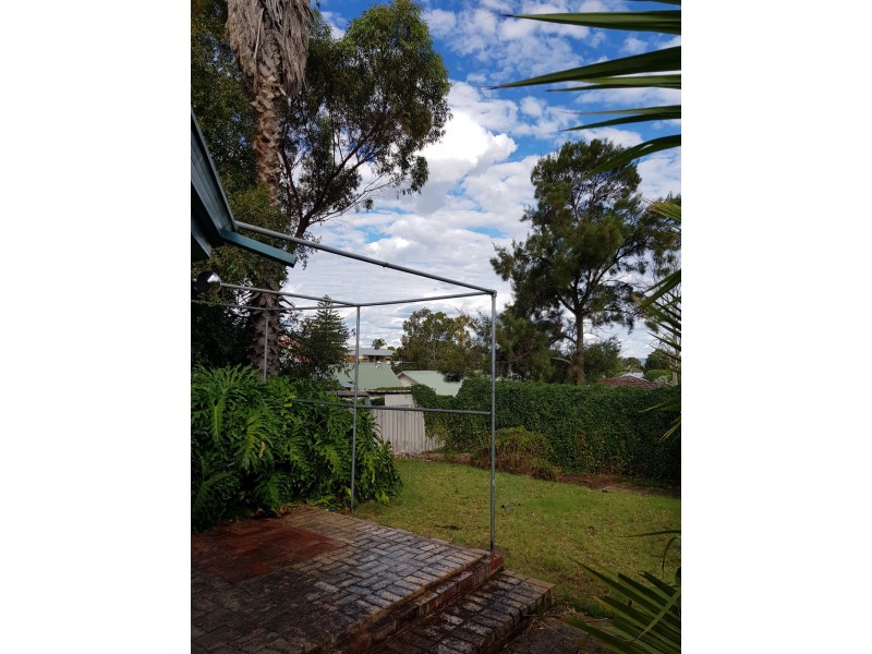 17 Wholley Street, Bayswater WA 6053