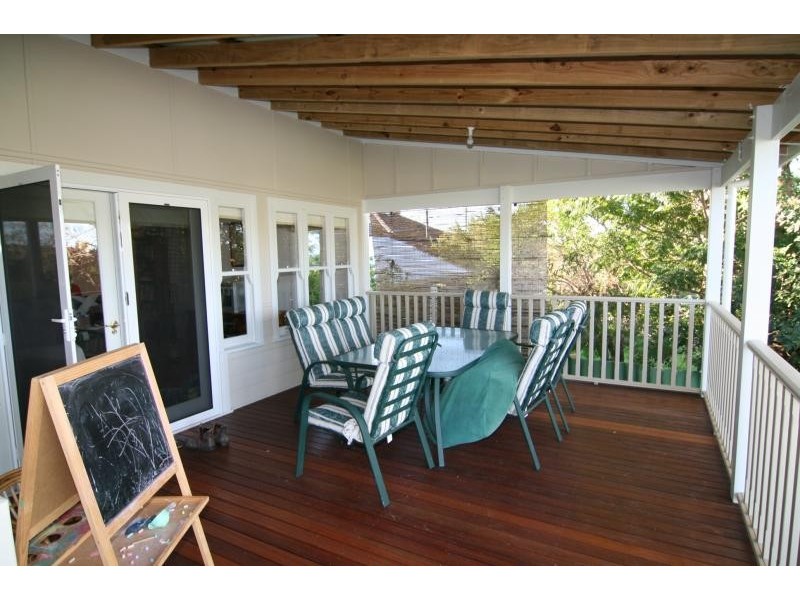 27 Coombe Street, Bayswater WA 6053