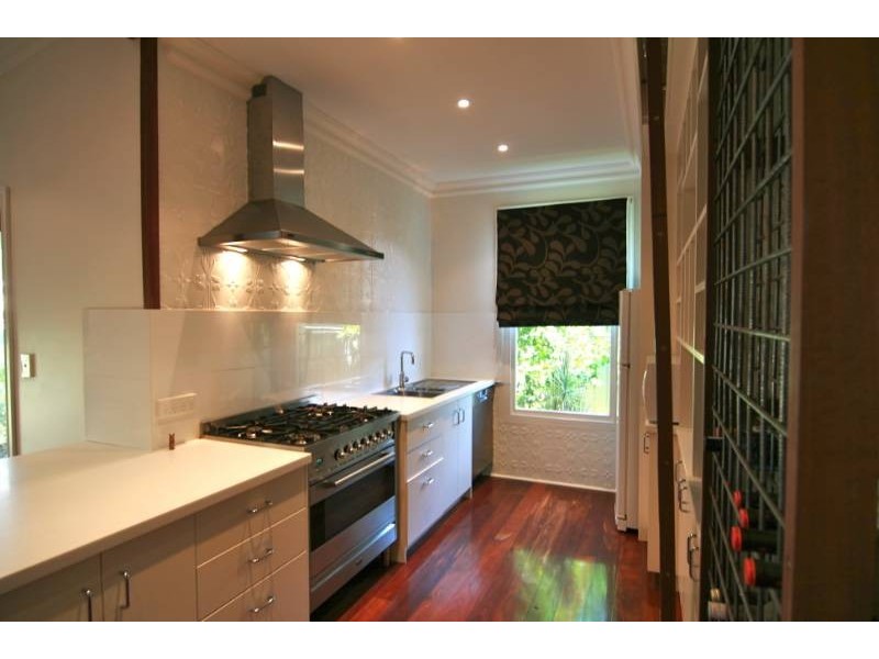 27 Grand Prom, Bayswater WA 6053