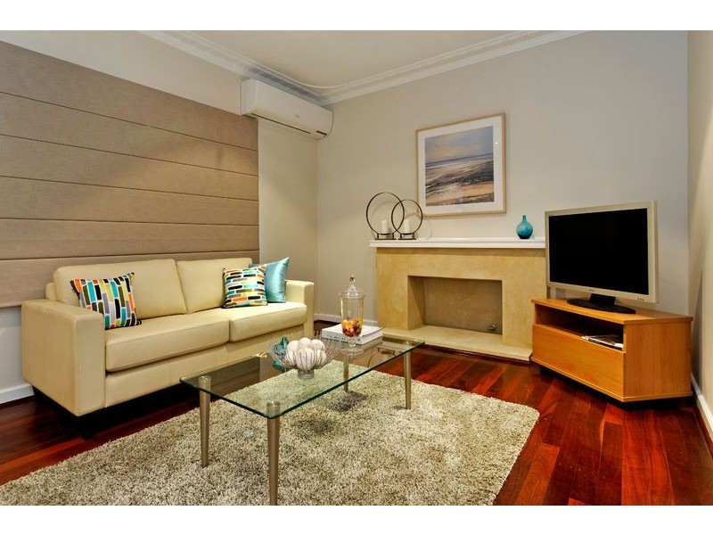 19 Henrietta Street, Bayswater WA 6053