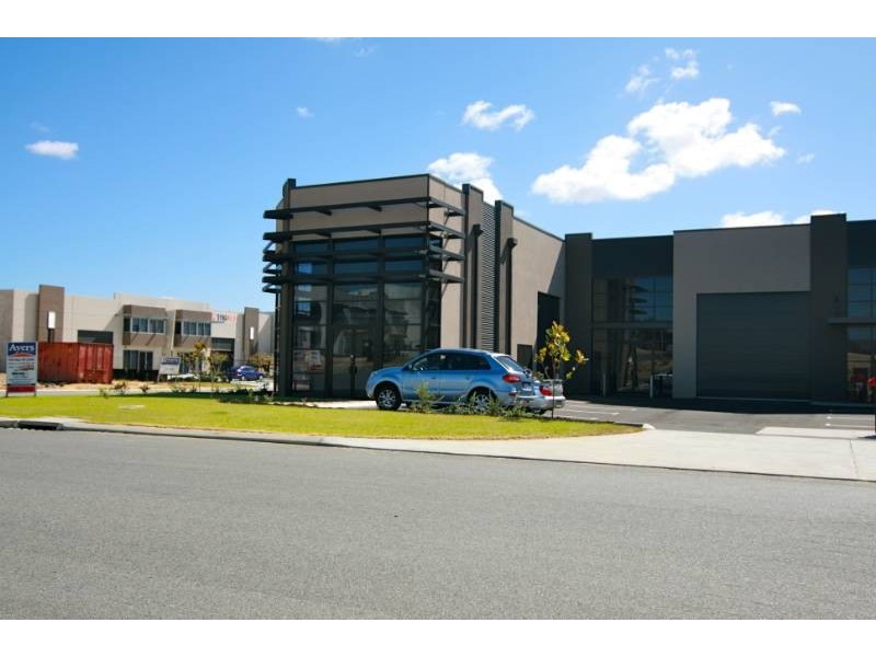 2/20 Christable Way, Landsdale WA 6065