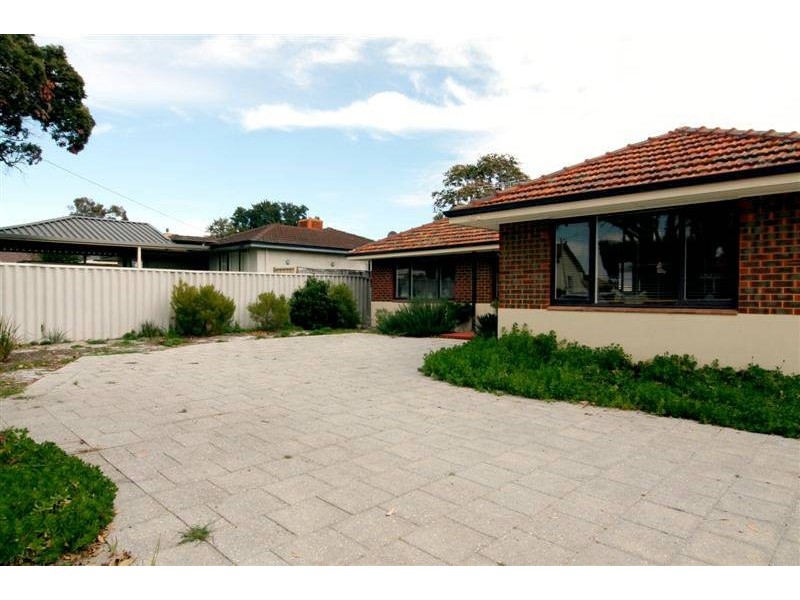 21 Raleigh Road, Bayswater WA 6053