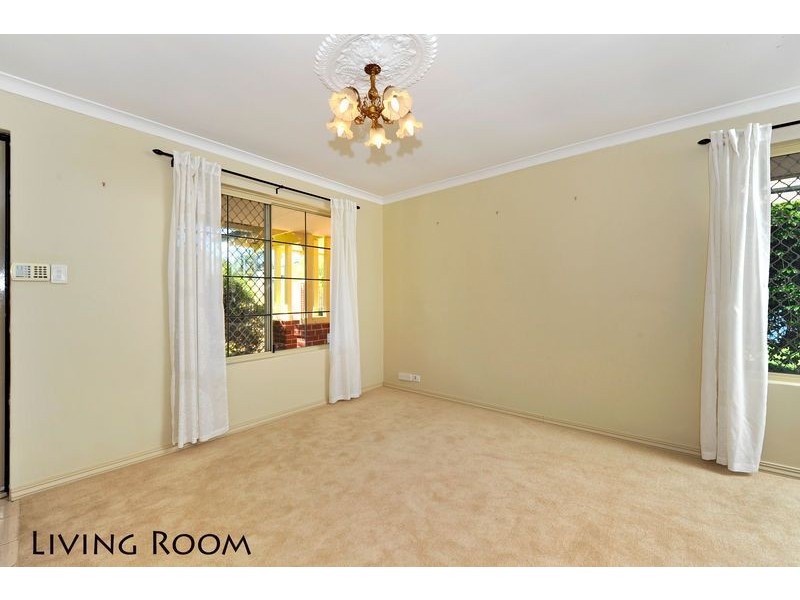 60 Kenmure Avenue, Bayswater WA 6053