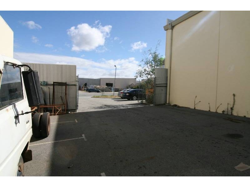 4/13 James Street, Bayswater WA 6053