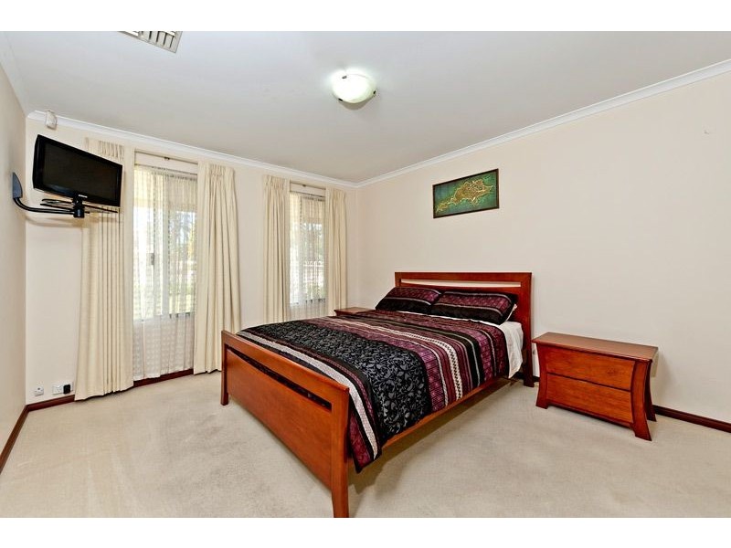 12 Neville Street, Bayswater WA 6053