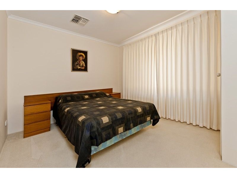 12 Neville Street, Bayswater WA 6053