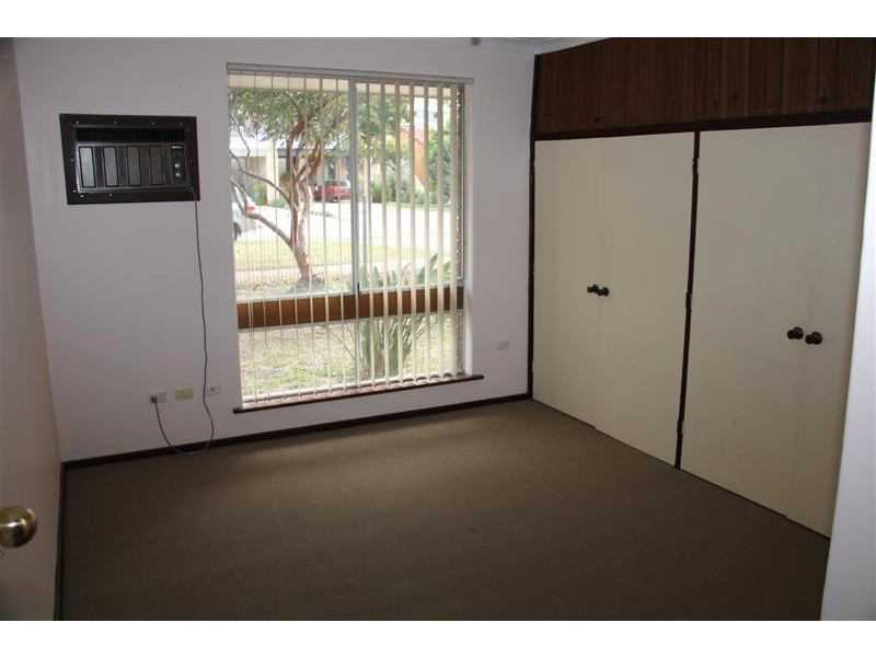 7 Priestley Street, Embleton WA 6062