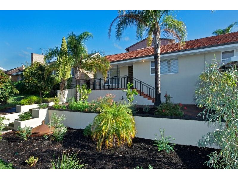 29 Rothbury Road, Embleton WA 6062