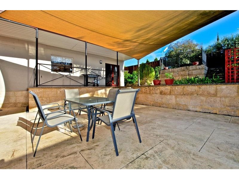 29 Rothbury Road, Embleton WA 6062