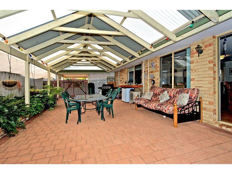 29 Riverdale Road, Helena Valley WA 6056