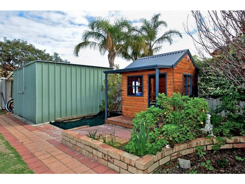 29 Riverdale Road, Helena Valley WA 6056