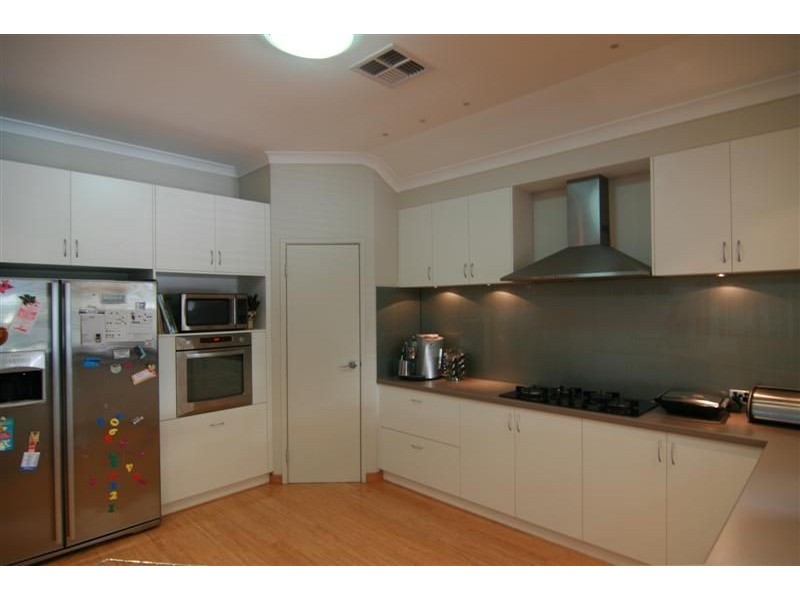 51 Katanning Street, Bayswater WA 6053