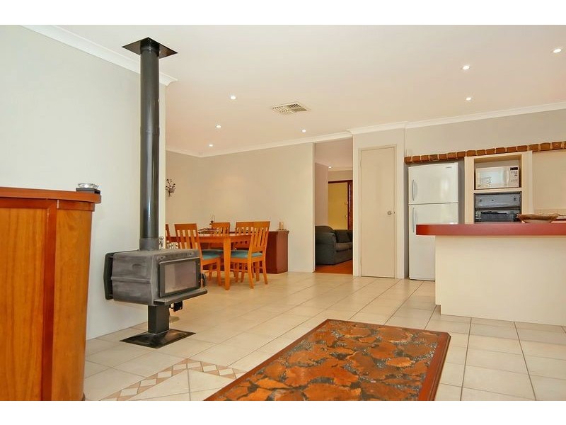 14 Conifer Place, Beechboro WA 6063