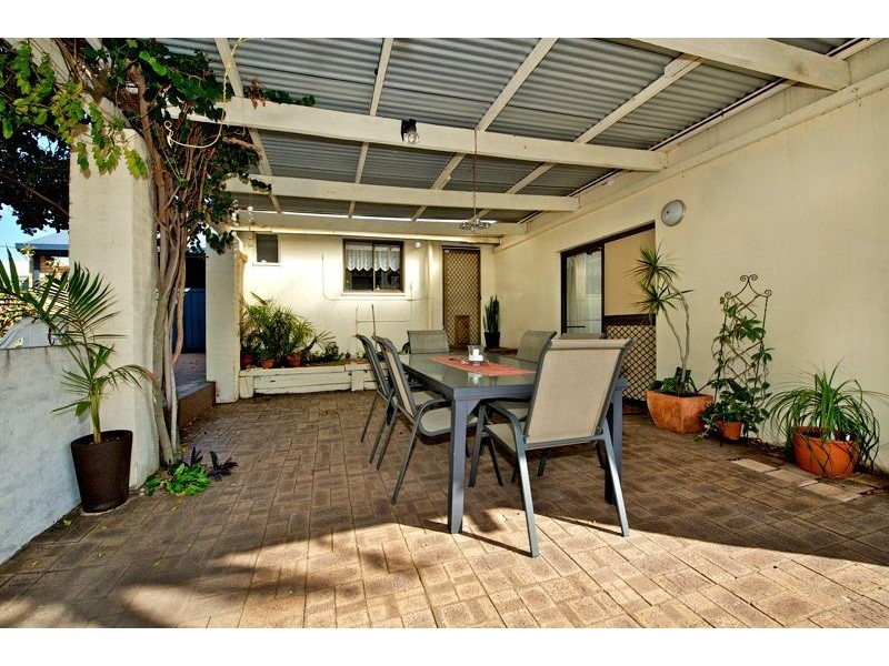 20 Maurice Street, Embleton WA 6062