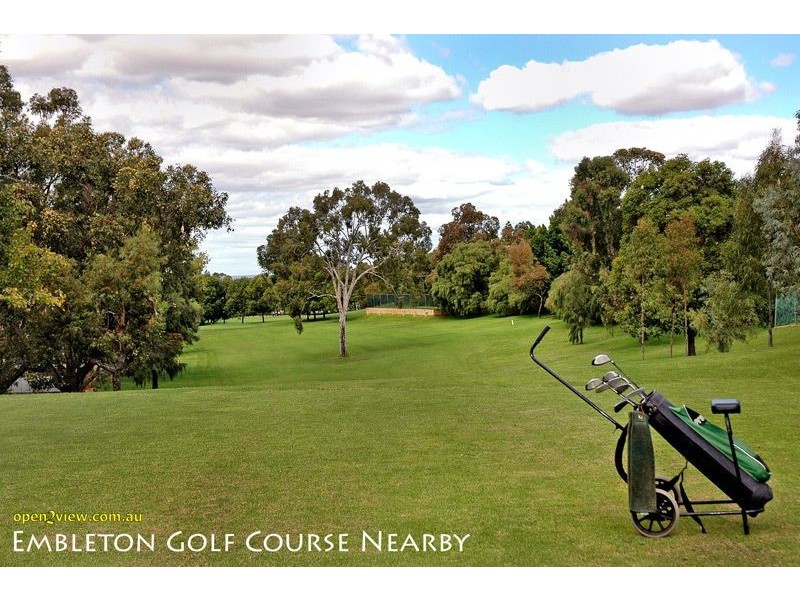 60 Maurice Street, Embleton WA 6062