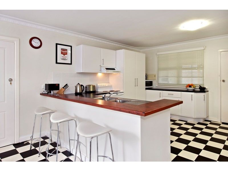 55 Kenmure Avenue, Bayswater WA 6053