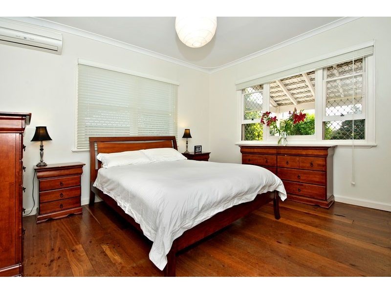 55 Kenmure Avenue, Bayswater WA 6053