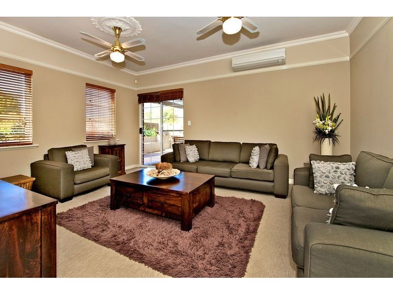 30 Arundel Street, Bayswater WA 6053