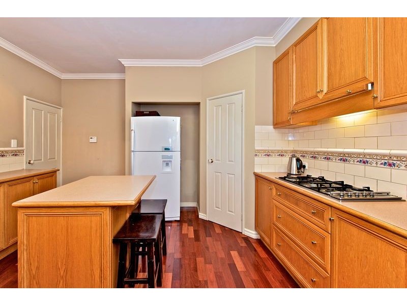 30 Arundel Street, Bayswater WA 6053