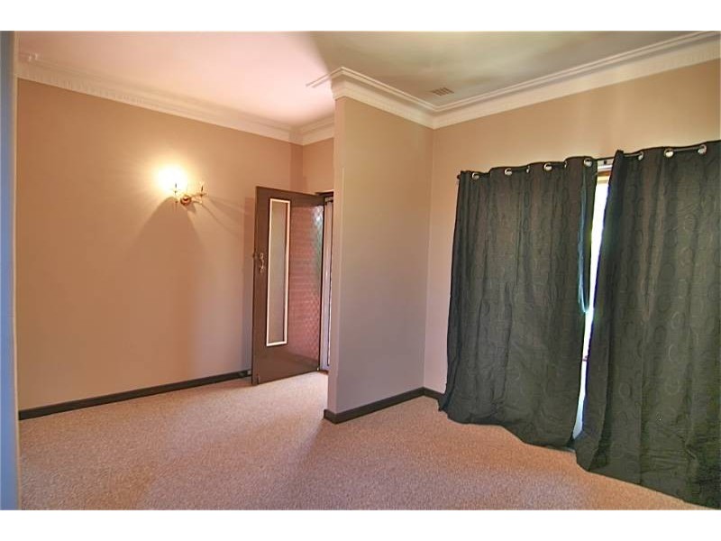 64 Leake Street, Bayswater WA 6053