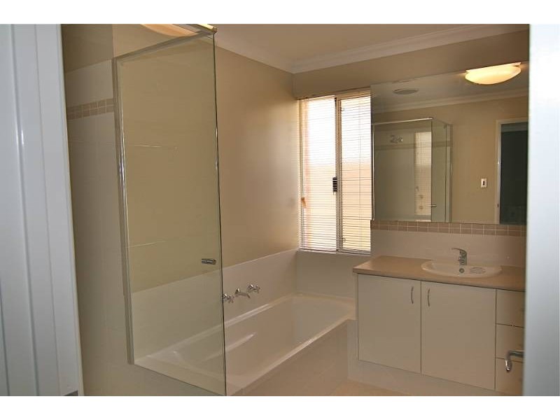 56 Scaddan Street, Bassendean WA 6054