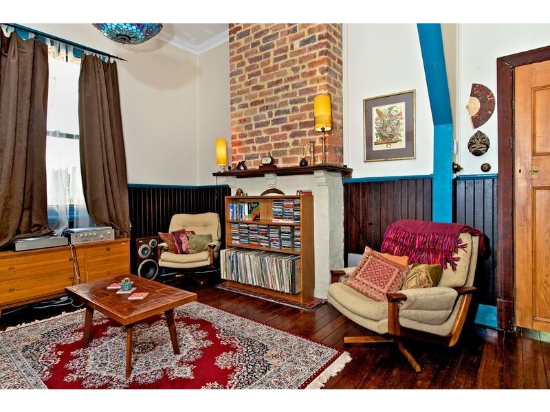 11 Eighth Avenue, Bassendean WA 6054