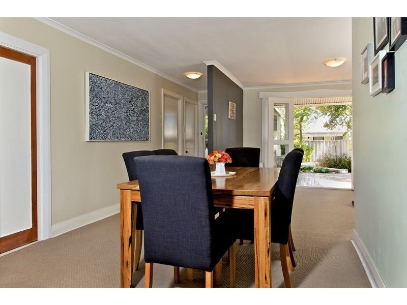 6 Anzac Street, Bayswater WA 6053