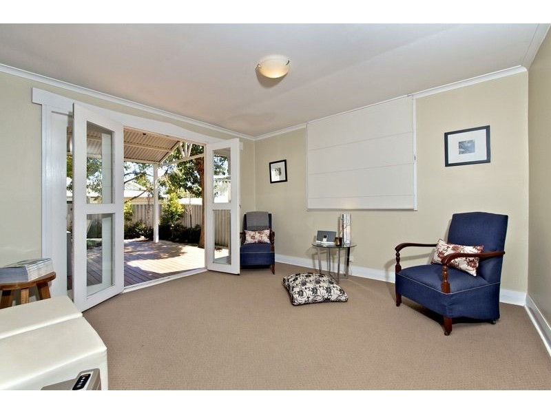 6 Anzac Street, Bayswater WA 6053