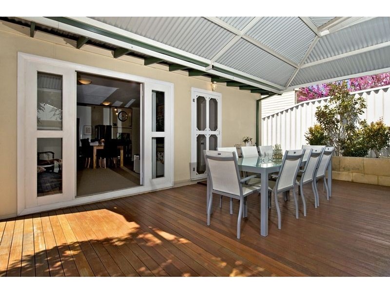 6 Anzac Street, Bayswater WA 6053