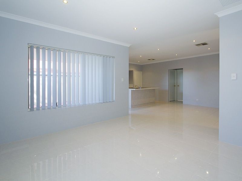 21A The Strand, Bayswater WA 6053