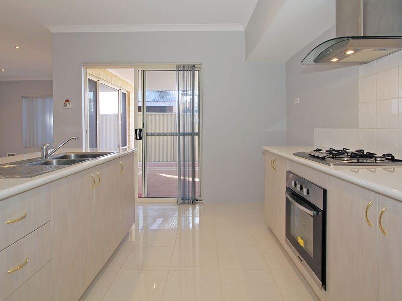 21A The Strand, Bayswater WA 6053