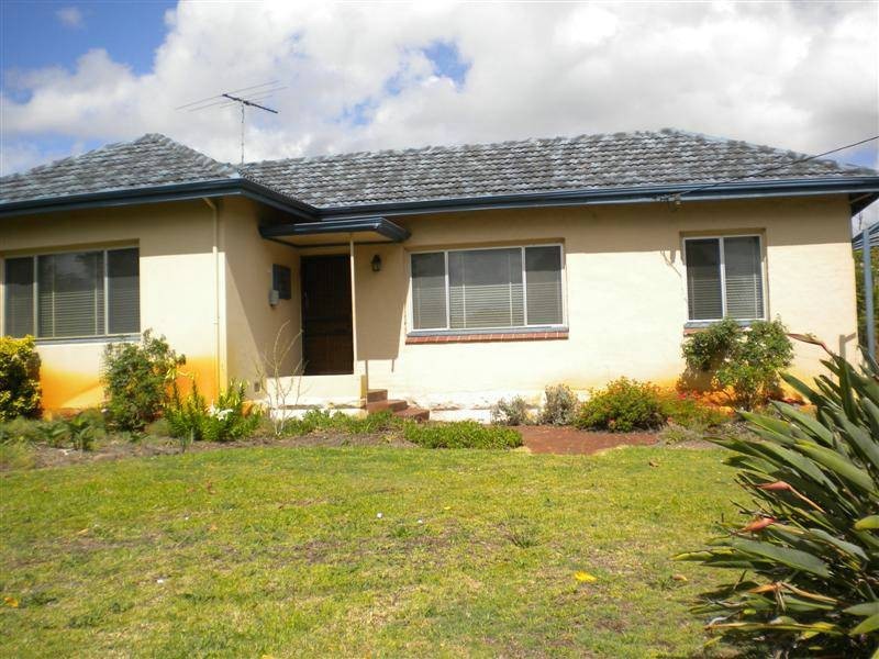 12 Skew Road, Bayswater WA 6053