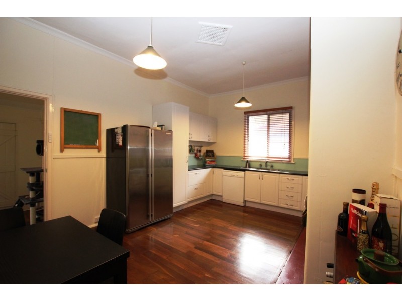 15 Toowong Street, Bayswater WA 6053