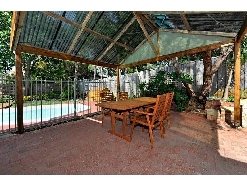 4 Troy Street, Bassendean WA 6054