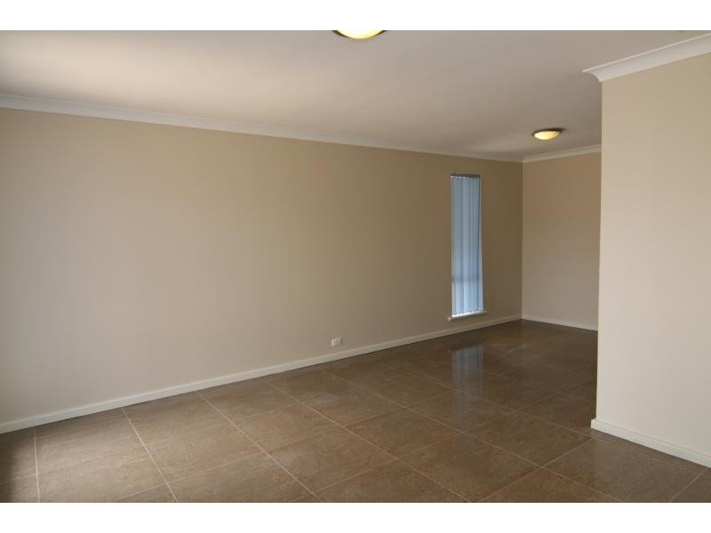 21 Blockley Way, Bassendean WA 6054