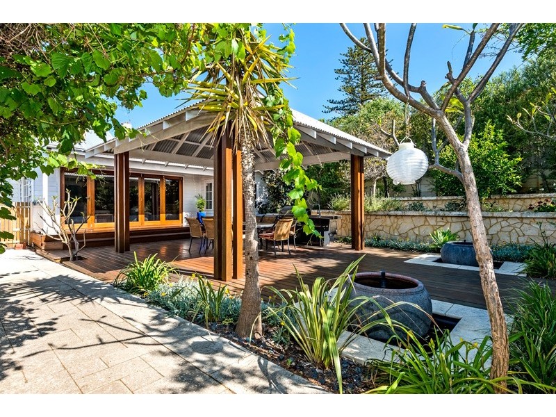 10 Anzac Street, Bayswater WA 6053