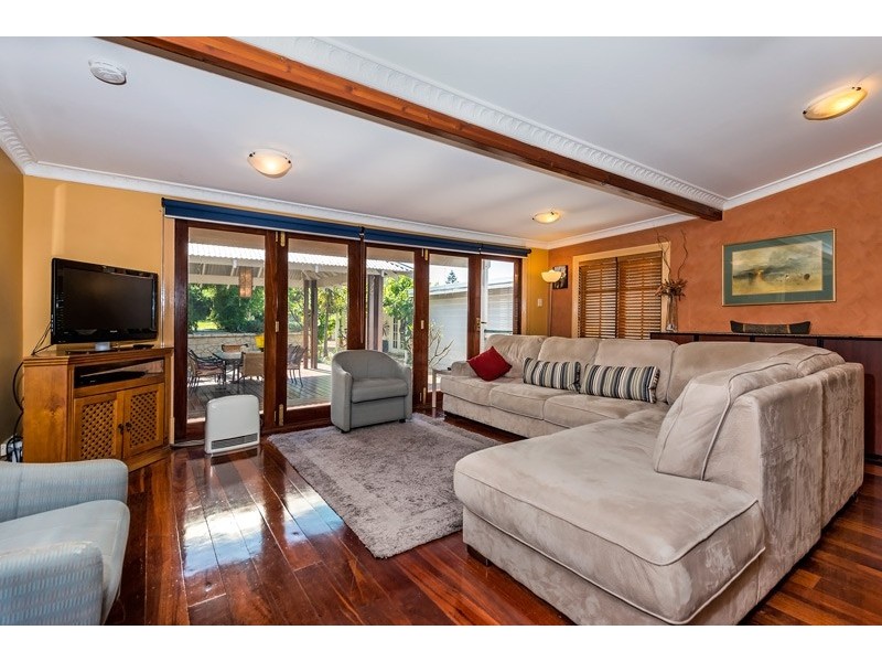 10 Anzac Street, Bayswater WA 6053