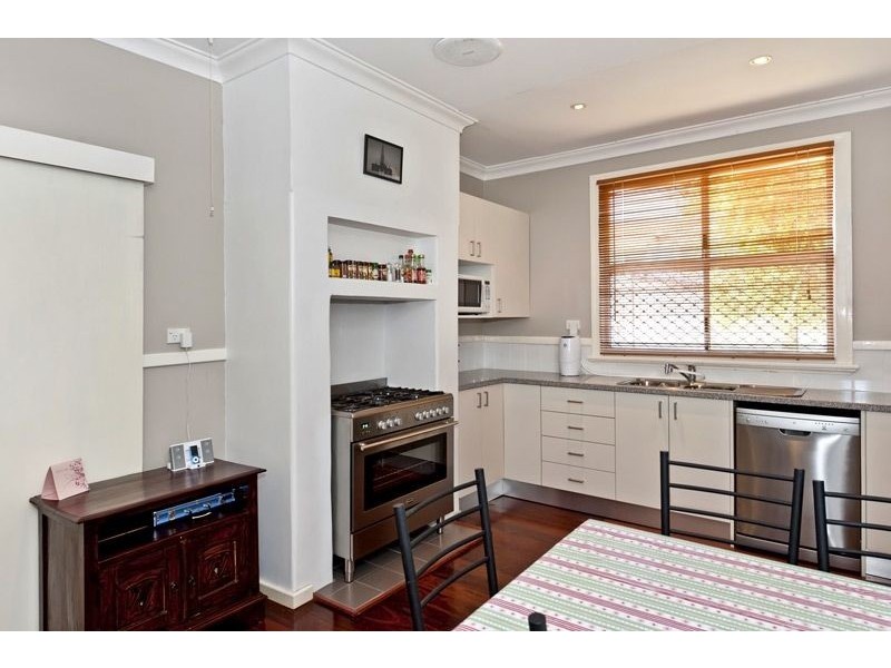 19 Foyle Road, Bayswater WA 6053