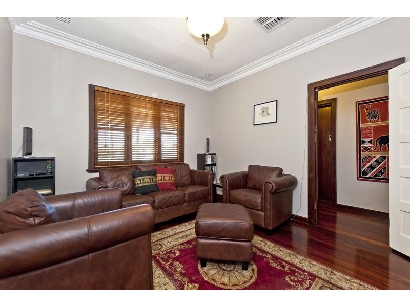 19 Foyle Road, Bayswater WA 6053