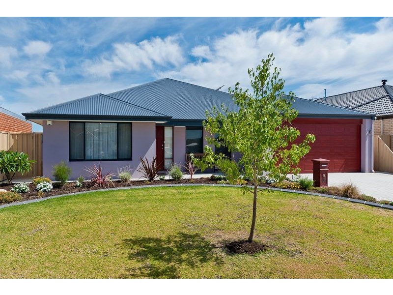 10 Kylee Close, South Guildford WA 6055