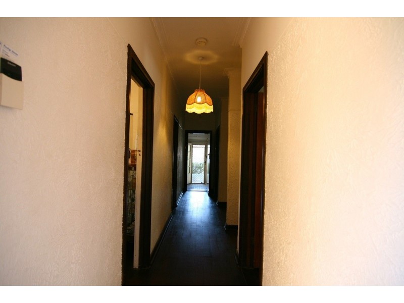 9 Gilbert Street, Bayswater WA 6053