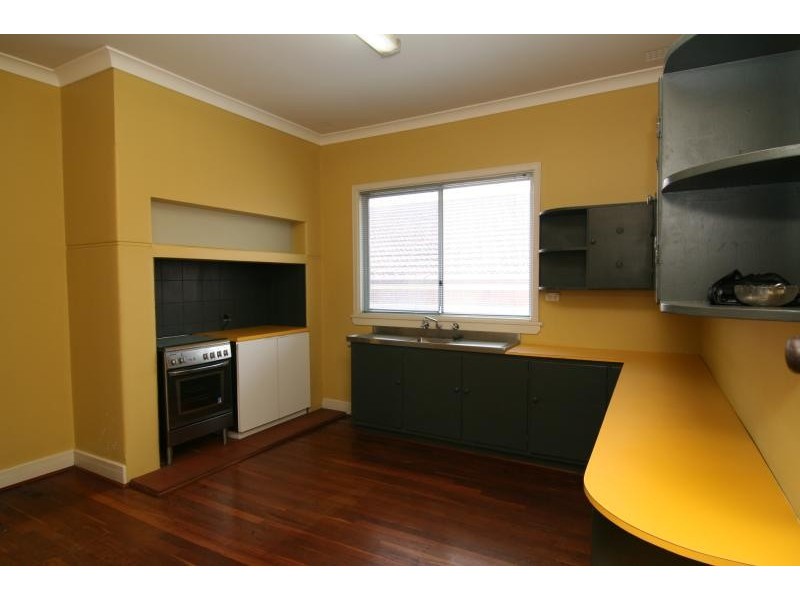 31 Shaftesbury Avenue, Bayswater WA 6053