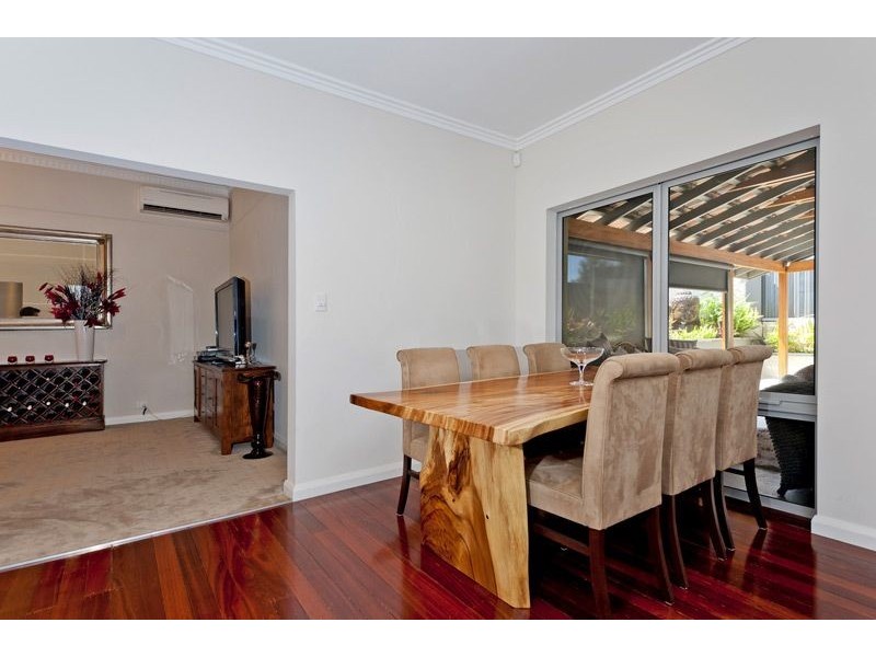 5 Grosvenor Road, Bayswater WA 6053