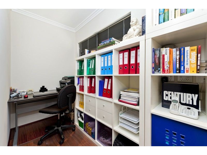 5 Grosvenor Road, Bayswater WA 6053