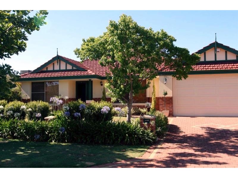 8 Janeville Place, South Guildford WA 6055