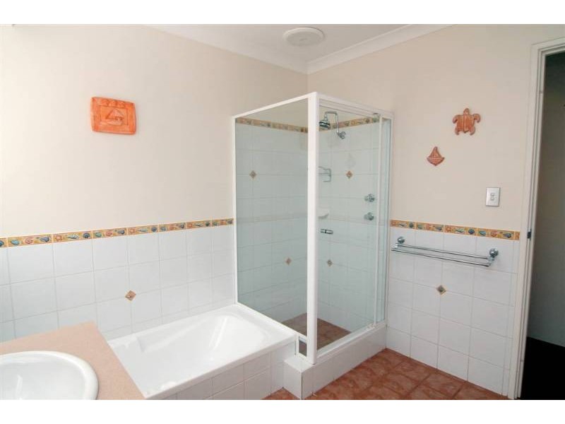 8 Janeville Place, South Guildford WA 6055