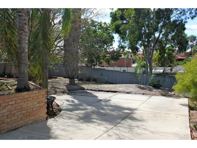 32 Hudson Street, Bayswater WA 6053